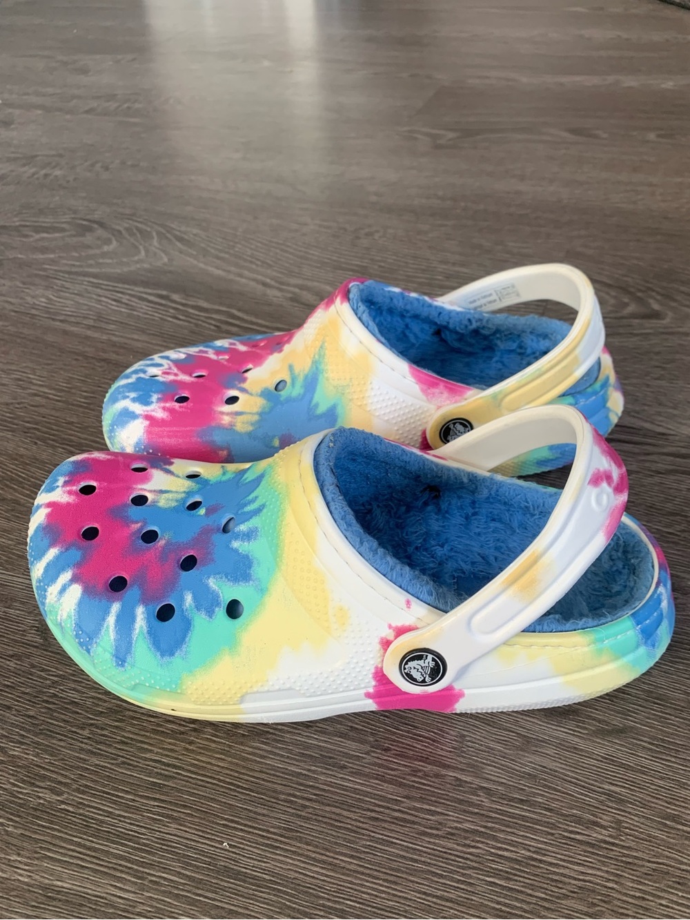 Crocs classic lined Tie-Dye Plush-Lined Clogs - Multicolor